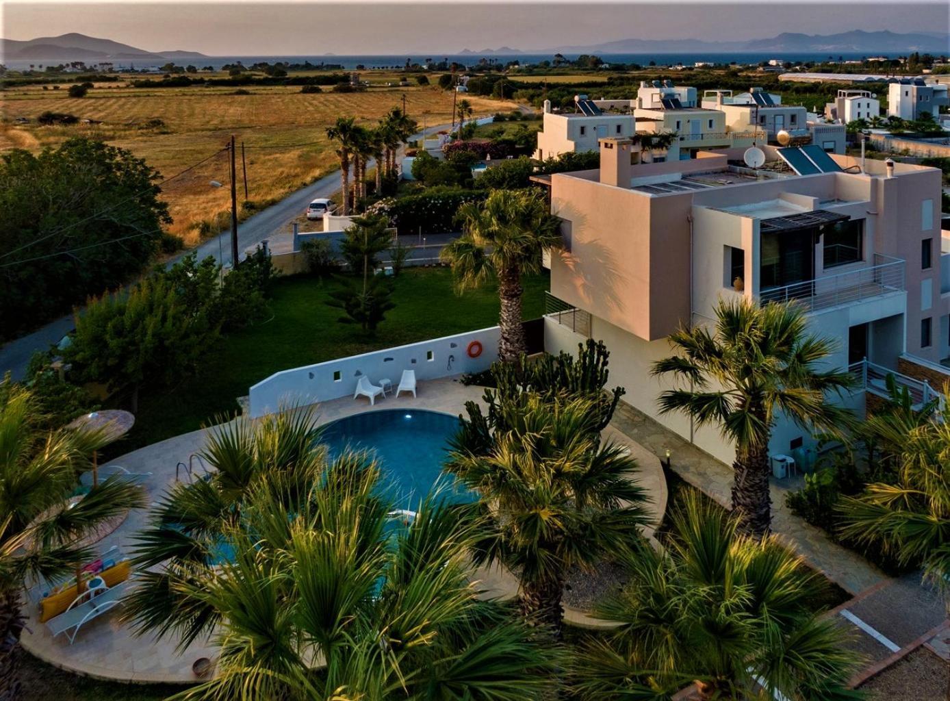 Xenos Villa 2 With A Private Pool,Near The Sea Tigkaki  Bagian luar foto