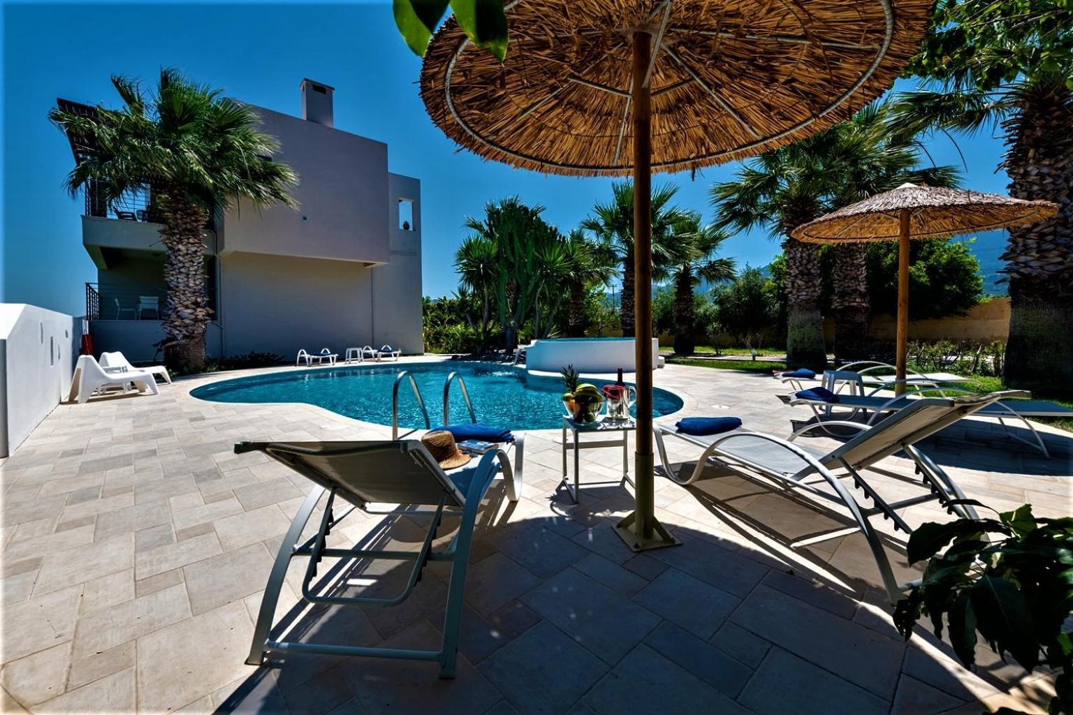 Xenos Villa 2 With A Private Pool,Near The Sea Tigkaki  Bagian luar foto