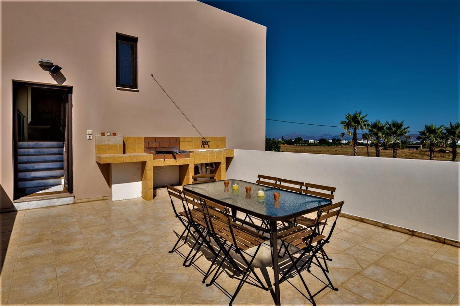 Xenos Villa 2 With A Private Pool,Near The Sea Tigkaki  Bagian luar foto